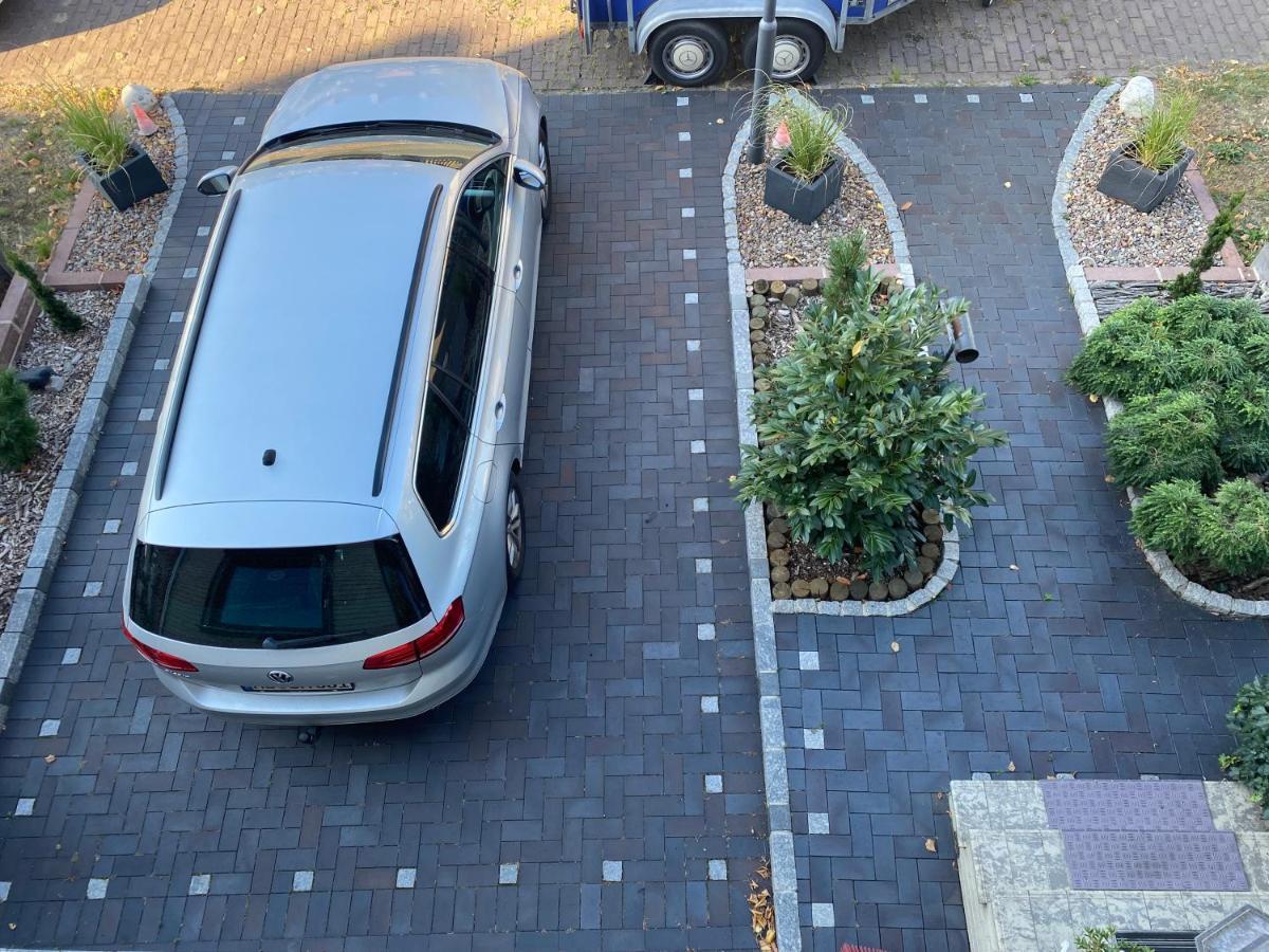 Unter Dem Dach Mit Parkplatz Apartment Bremen