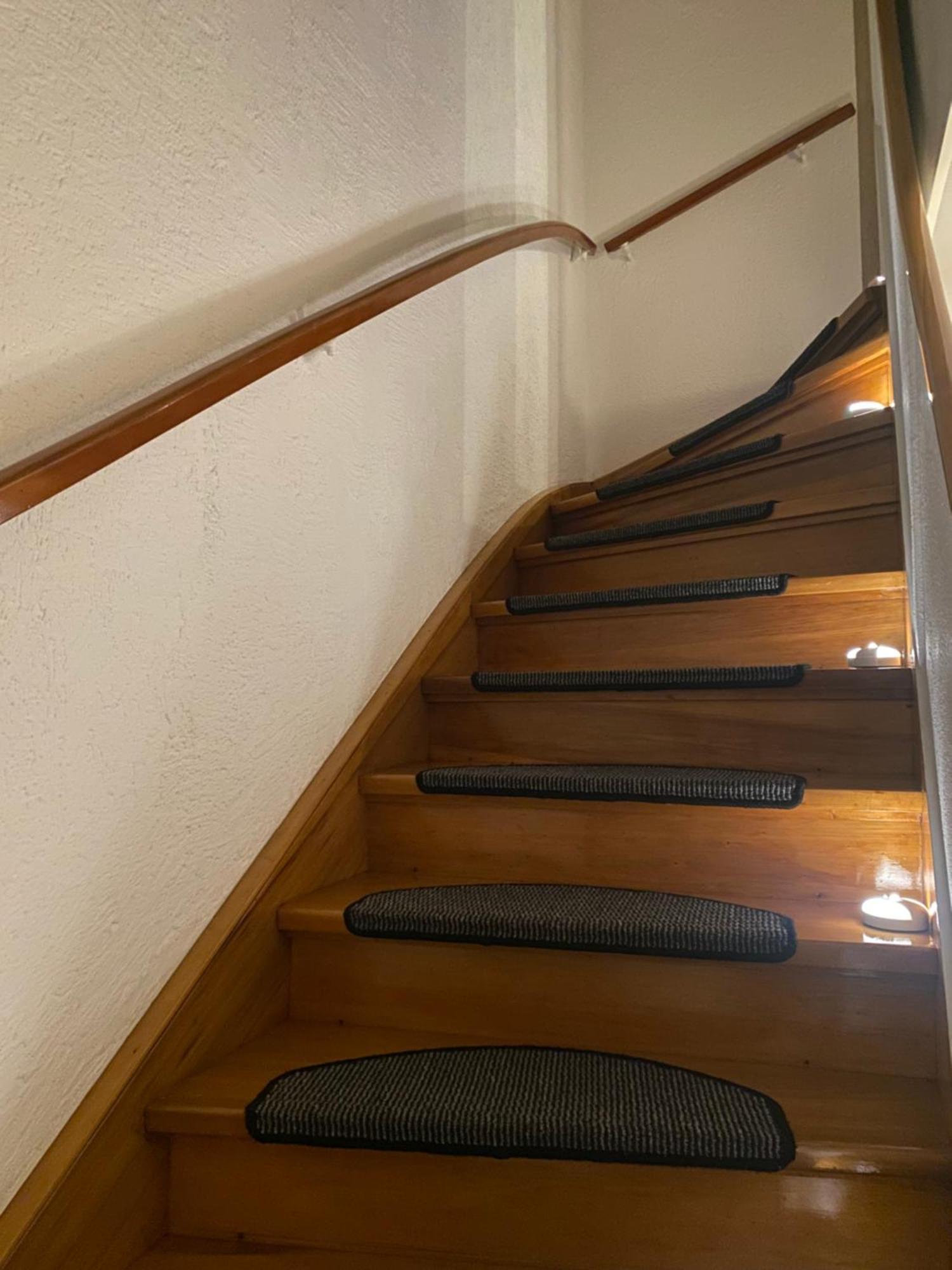 Apartment Unter Dem Dach Mit Parkplatz